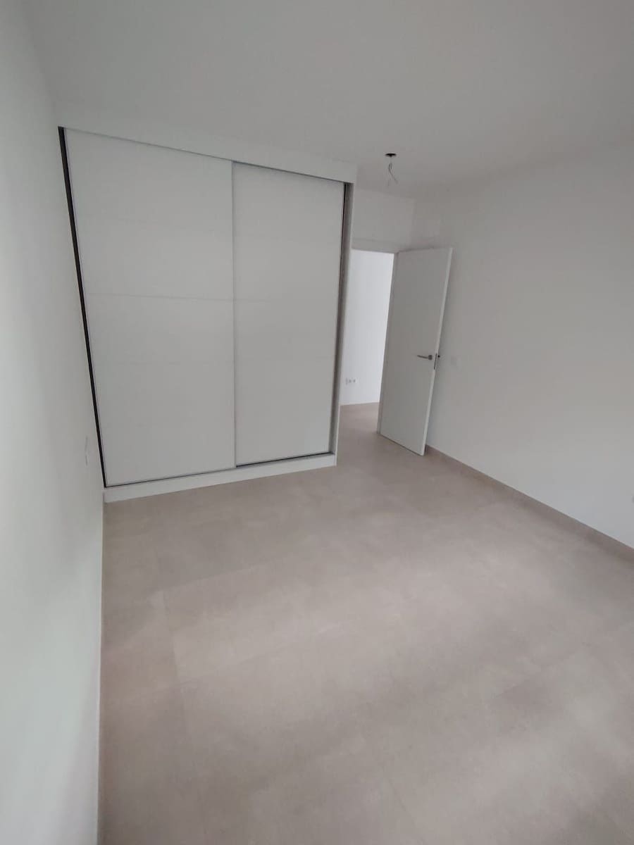 3 soverom Leilighet til salgs i Santa Cruz de Tenerife med garasje - € 480 000 (Ref: 9362005)