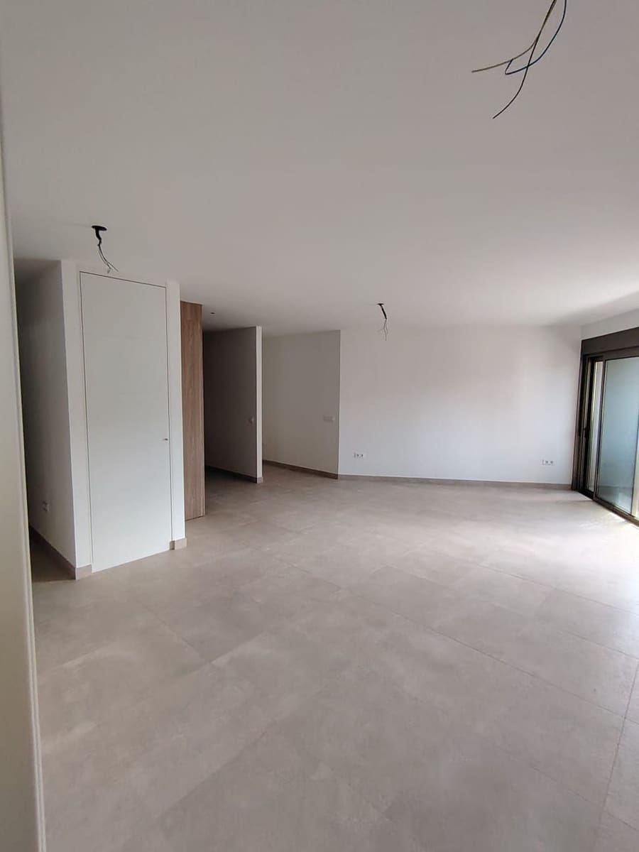 3 soverom Leilighet til salgs i Santa Cruz de Tenerife med garasje - € 480 000 (Ref: 9362005)
