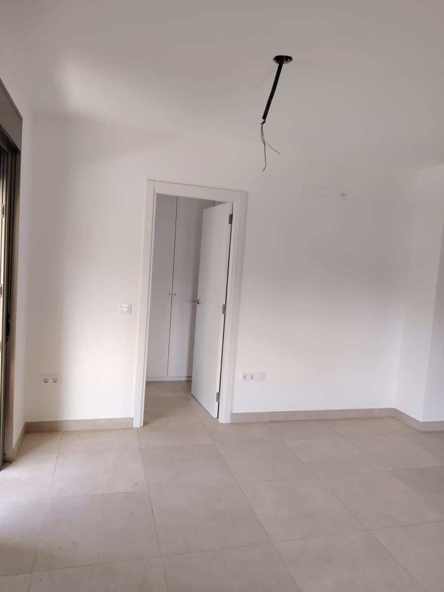 3 soverom Leilighet til salgs i Santa Cruz de Tenerife med garasje - € 472 000 (Ref: 9362006)