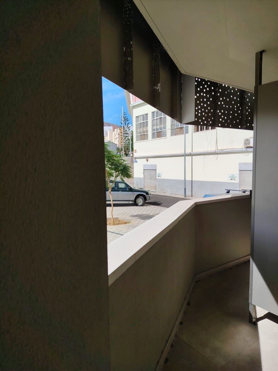 3 soverom Leilighet til salgs i Santa Cruz de Tenerife med garasje - € 472 000 (Ref: 9362006)