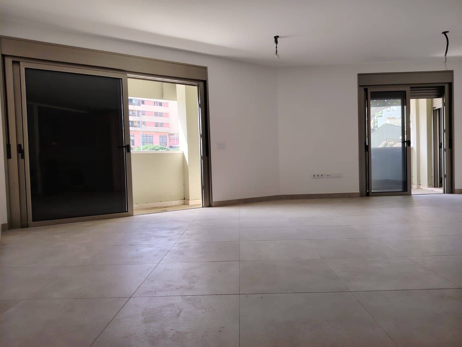 3 soverom Leilighet til salgs i Santa Cruz de Tenerife med garasje - € 472 000 (Ref: 9362006)