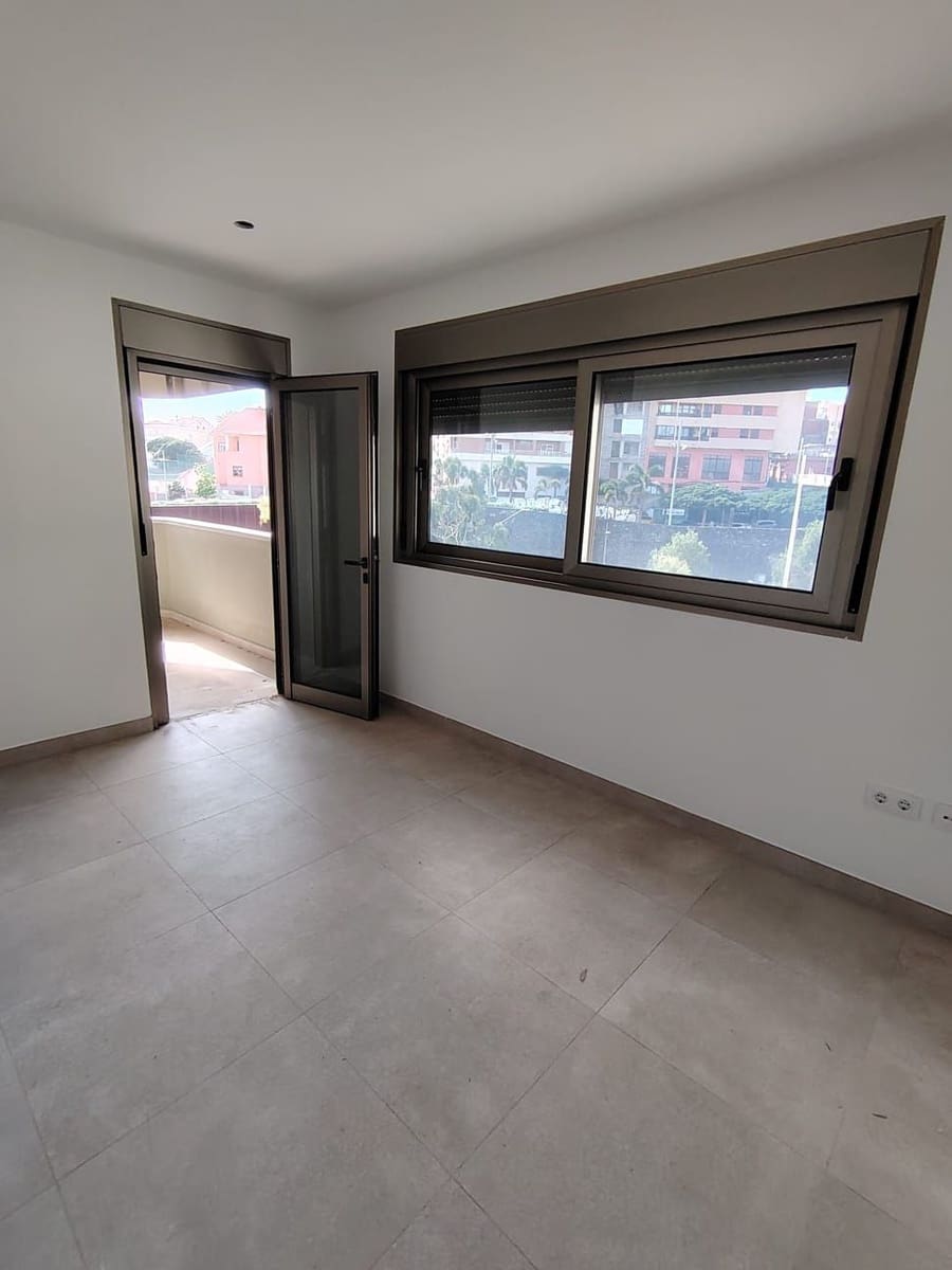 3 sypialnia Mieszkanie na sprzedaż w Santa Cruz de Tenerife z garażem - 693 000 € (Ref: 9371806)