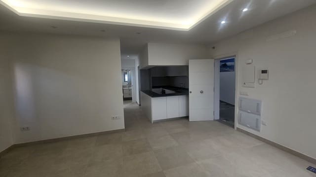 2 soveværelse Lejlighed til salg i Salamanca, Santa Cruz de Tenerife med swimmingpool garage - € 299.000 (Ref: 9385175)