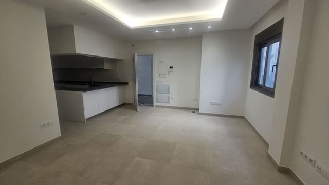 2 soveværelse Lejlighed til salg i Salamanca, Santa Cruz de Tenerife med swimmingpool garage - € 299.000 (Ref: 9385175)