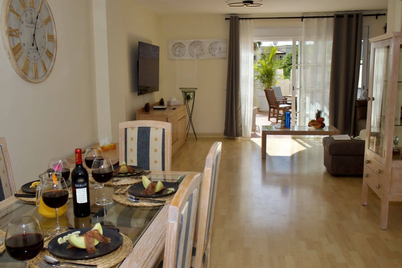 3 soverom Kjedet enebolig til salgs i Chayofa med svømmebasseng garasje - € 490 000 (Ref: 9385177)