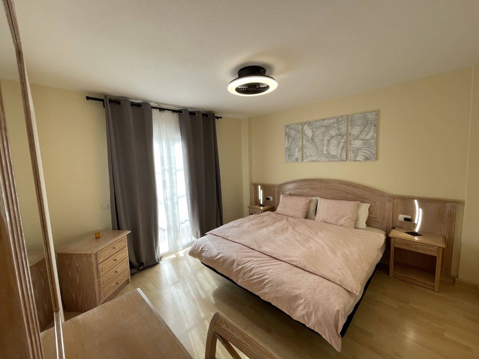 3 soverom Kjedet enebolig til salgs i Chayofa med svømmebasseng garasje - € 490 000 (Ref: 9385177)