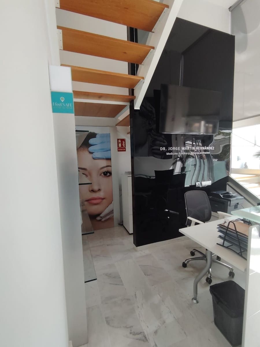 Comercial para venda em Arona - 480 000 € (Ref: 9390303)