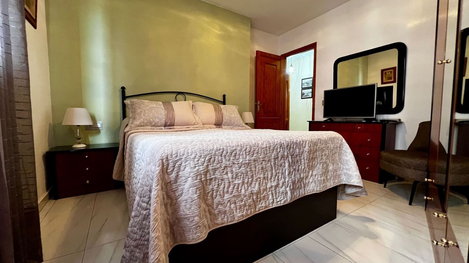 4 bedroom Flat for sale in Adeje - € 299,250 (Ref: 9390304)