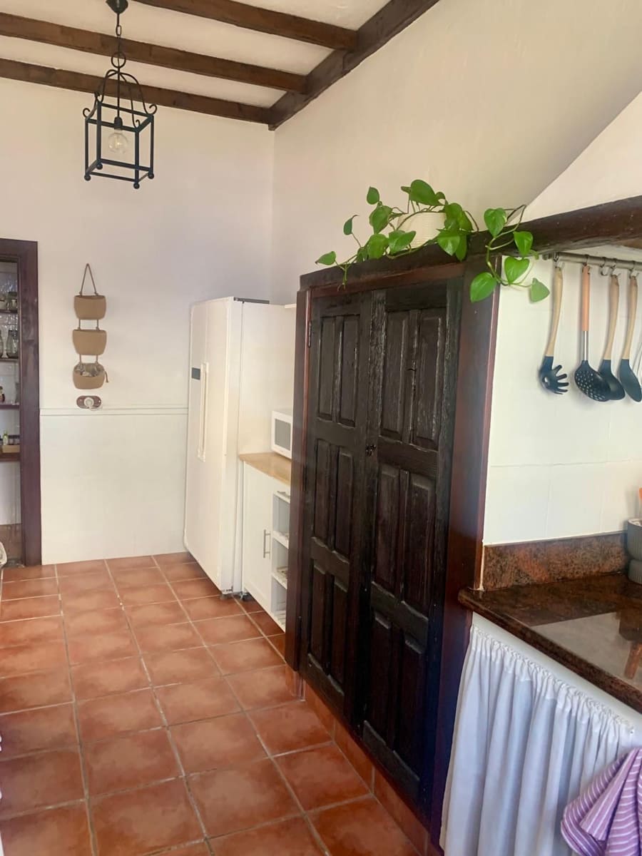 2 bedroom Villa for sale in Granadilla de Abona - € 316,000 (Ref: 9398225)