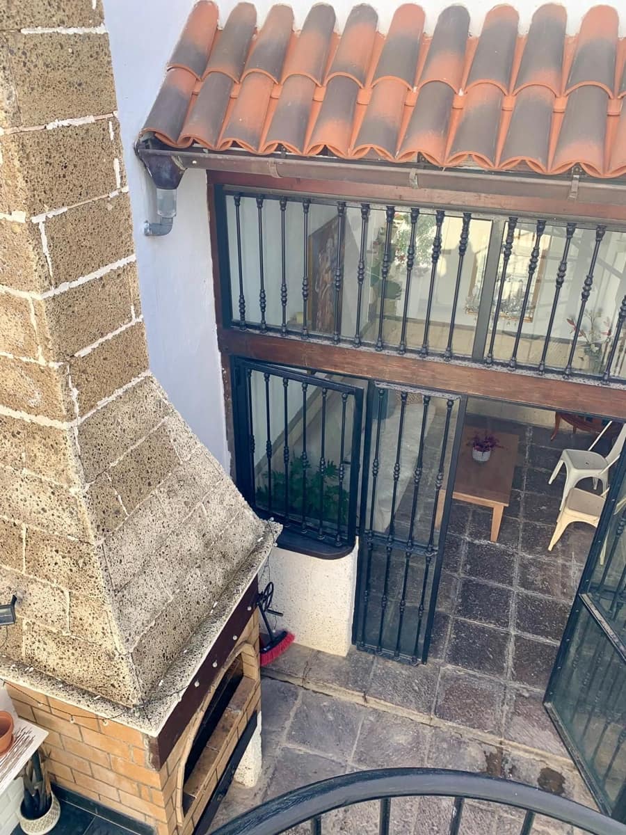 2 bedroom Villa for sale in Granadilla de Abona - € 316,000 (Ref: 9398225)