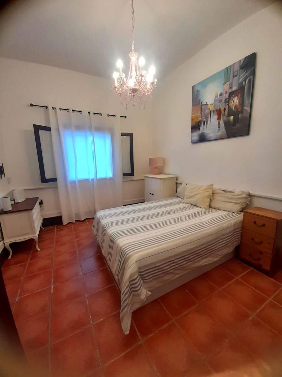 3 slaapkamer Villa te koop in Granadilla de Abona - € 295.000 (Ref: 9398225)