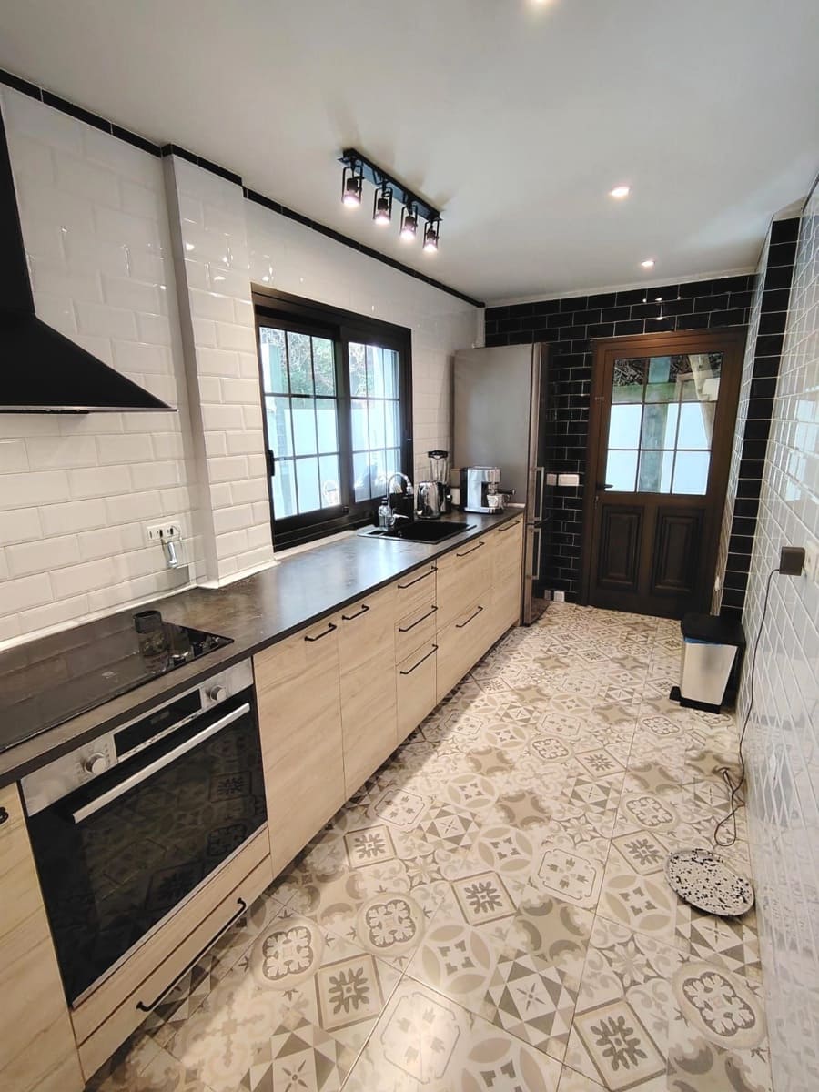 4 chambre Villa/Maison à vendre à San Cristobal de La Laguna avec garage - 560 000 € (Ref: 9410663)