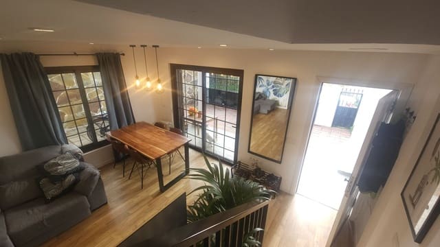 4 chambre Villa/Maison à vendre à San Cristóbal de La Laguna avec garage - 560 000 € (Ref: 9410663)