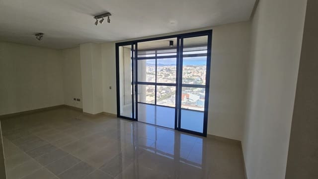 2 soveværelse Lejlighed til salg i Los Llanos, Santa Cruz de Tenerife med garage - € 380.000 (Ref: 9415681)
