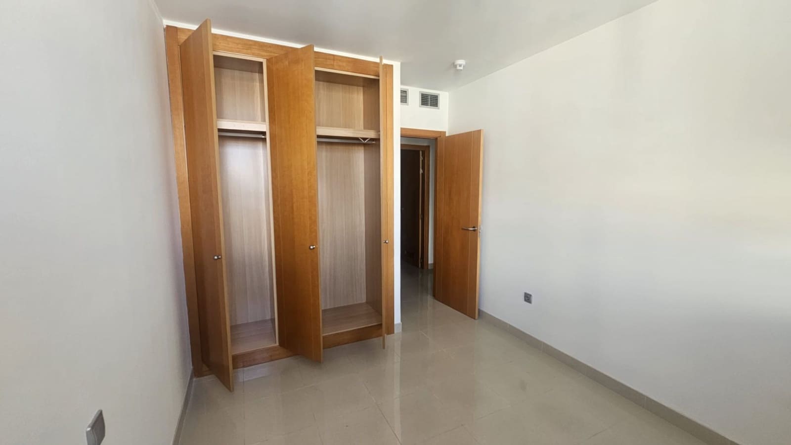 2 makuuhuone Asunto myytävänä paikassa Santa Cruz de Tenerife mukana 
autotalli - 380 000 € (Ref: 9415681)