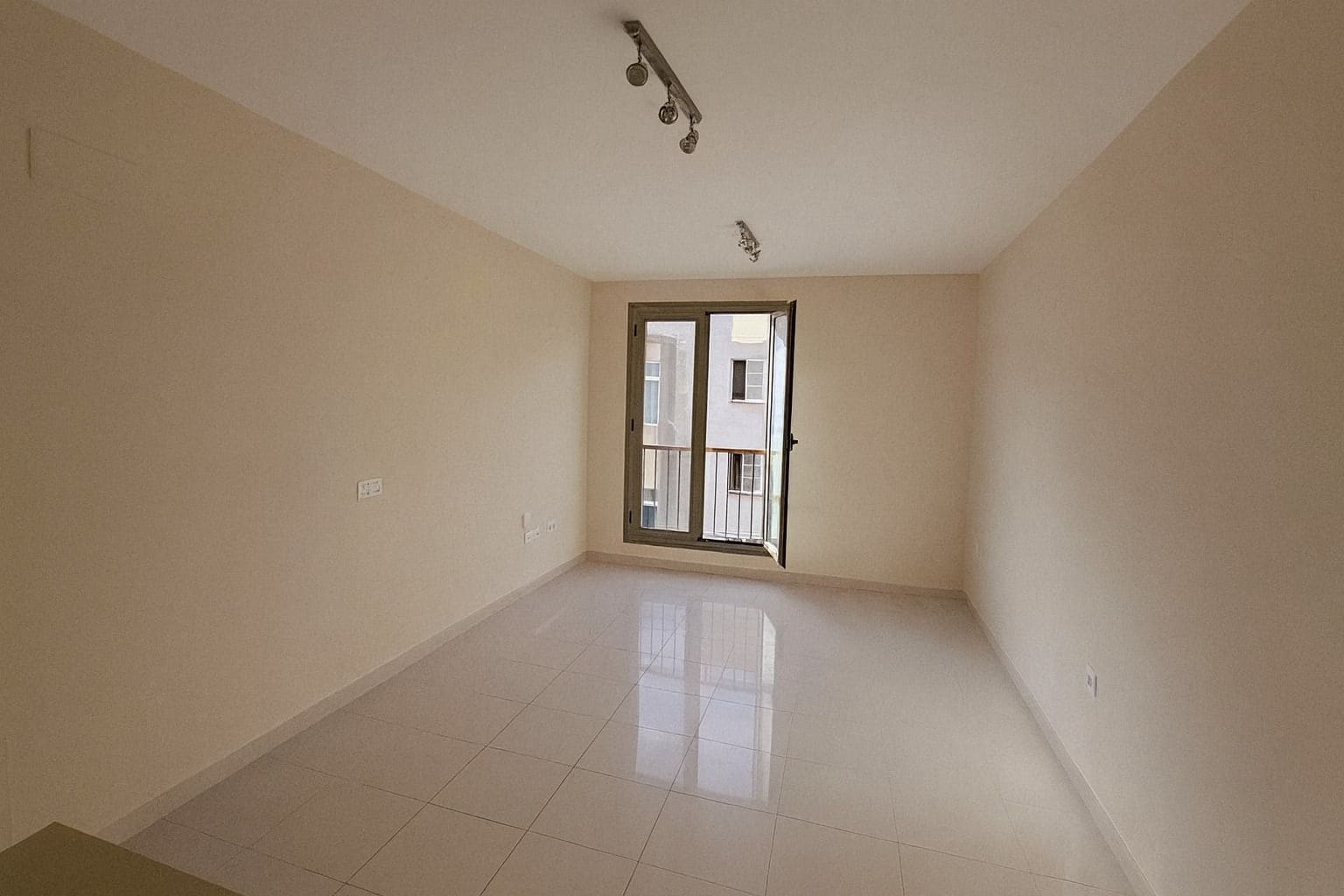 2 makuuhuone Asunto myytävänä paikassa Santa Cruz de Tenerife mukana 
autotalli - 295 000 € (Ref: 9419583)