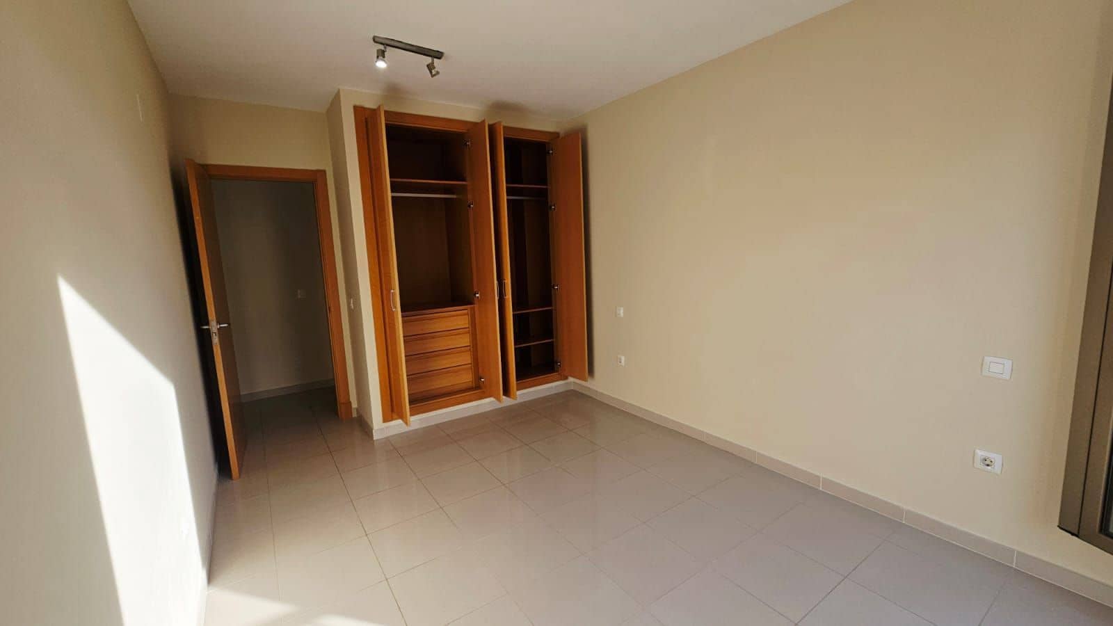 2 makuuhuone Asunto myytävänä paikassa Santa Cruz de Tenerife mukana 
autotalli - 295 000 € (Ref: 9419583)