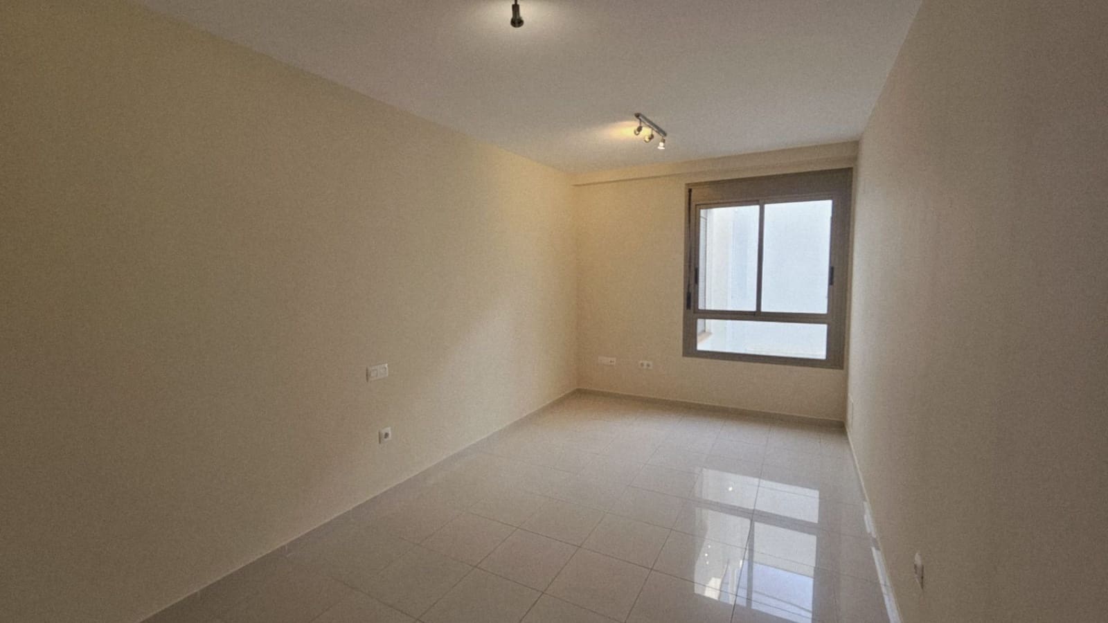 2 makuuhuone Asunto myytävänä paikassa Santa Cruz de Tenerife mukana 
autotalli - 295 000 € (Ref: 9419583)