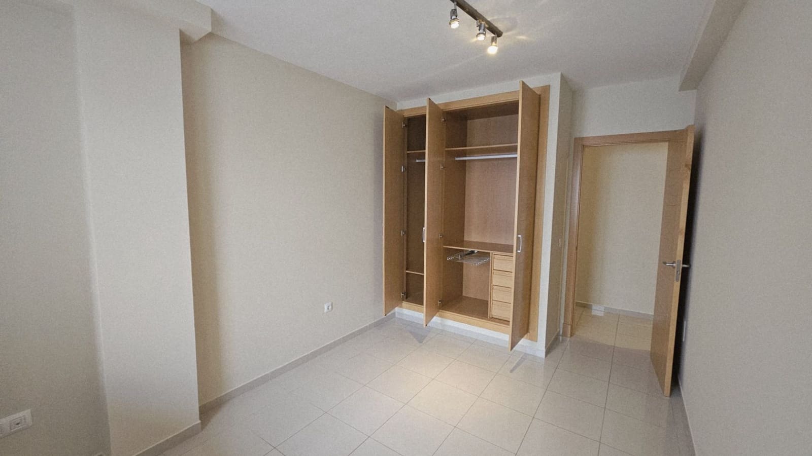 3 quarto Apartamento para venda em Santa Cruz de Tenerife com garagem - 565 000 € (Ref: 9422016)