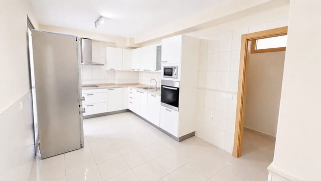 3 slaapkamer Flat te koop in La Salle, Santa Cruz de Tenerife met garage - € 475.000 (Ref: 9422016)