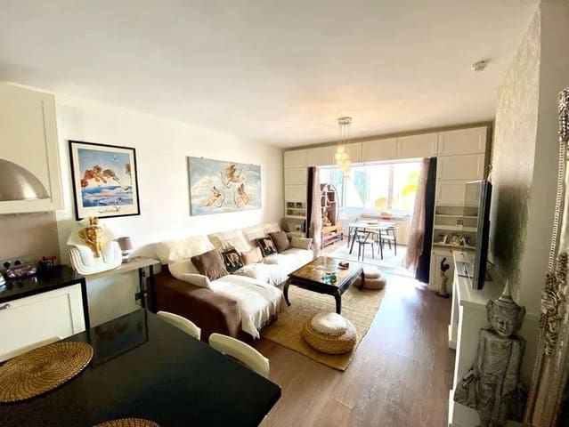 1 camera da letto Appartamento in vendita in Arona con piscina - 279.000 € (Rif: 9433197)