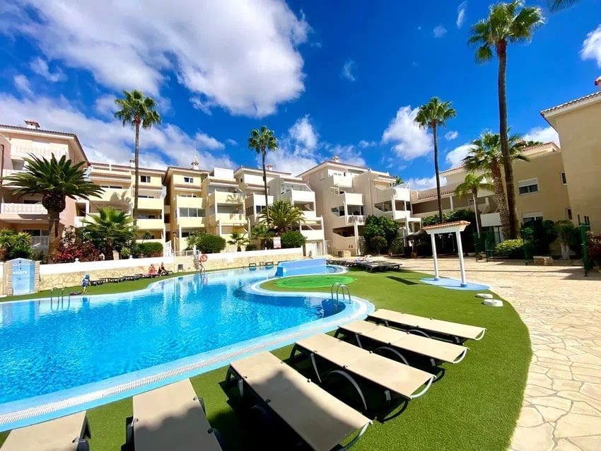 1 bedroom Flat for sale in Arona with pool - € 279,000 (Ref: 9433197)