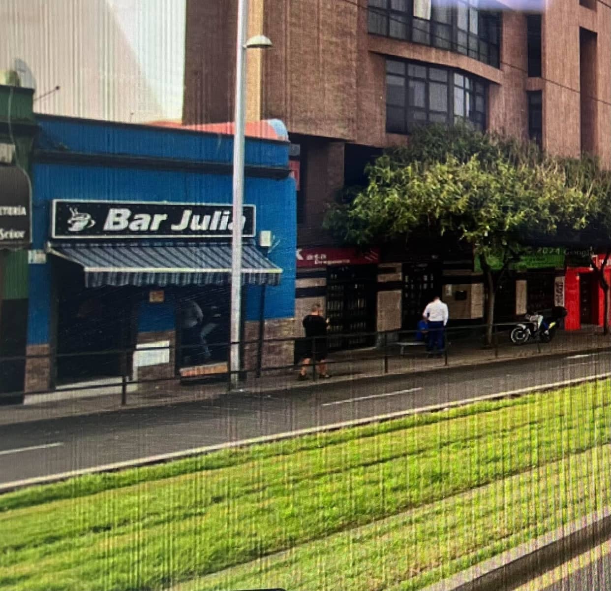 Commercial for sale in Santa Cruz de Tenerife - € 150,000 (Ref: 9433198)