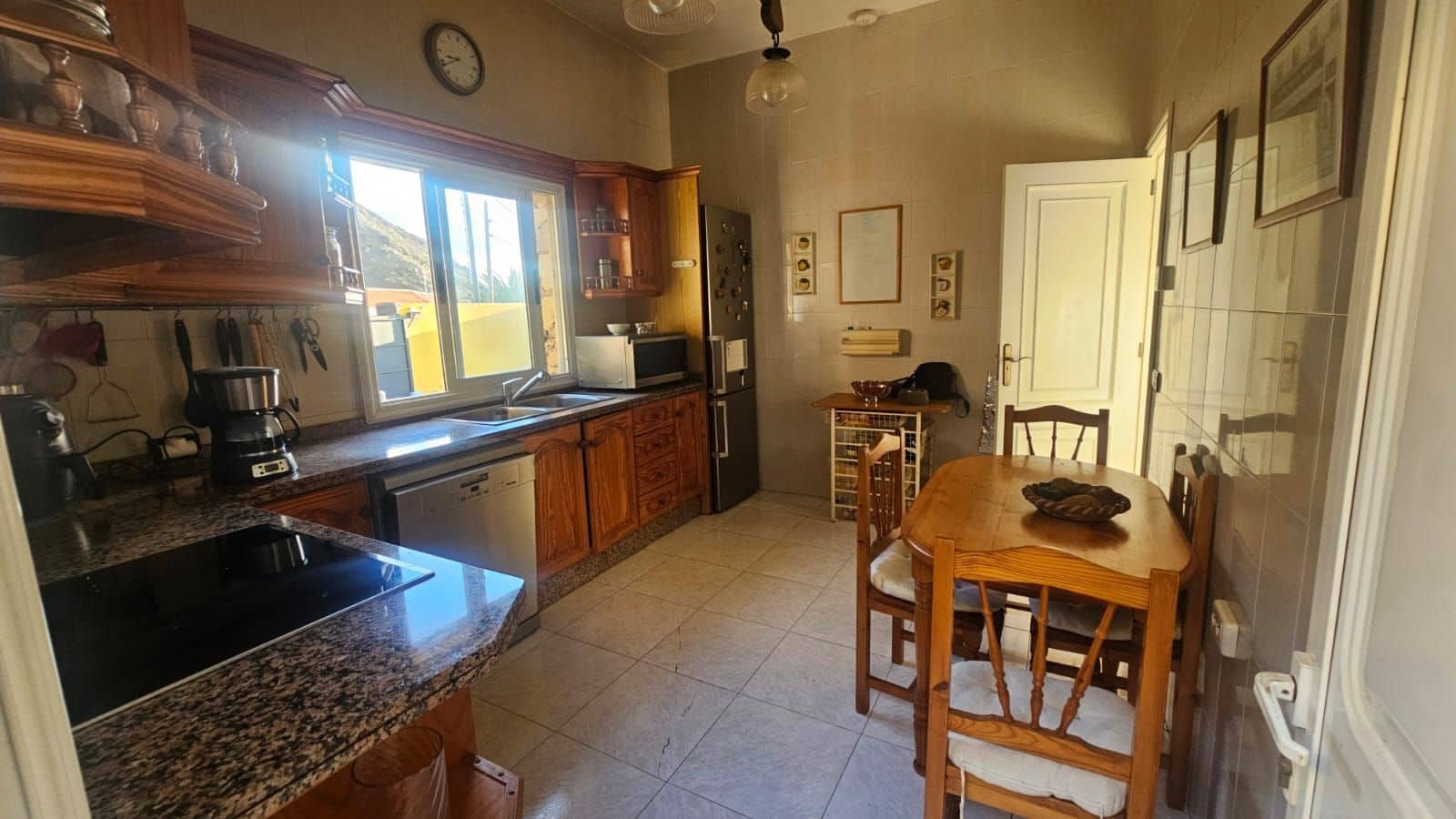 Chalet de 3 habitaciones en Candelaria en venta con piscina garaje - 490.000 € (Ref: 9470822)