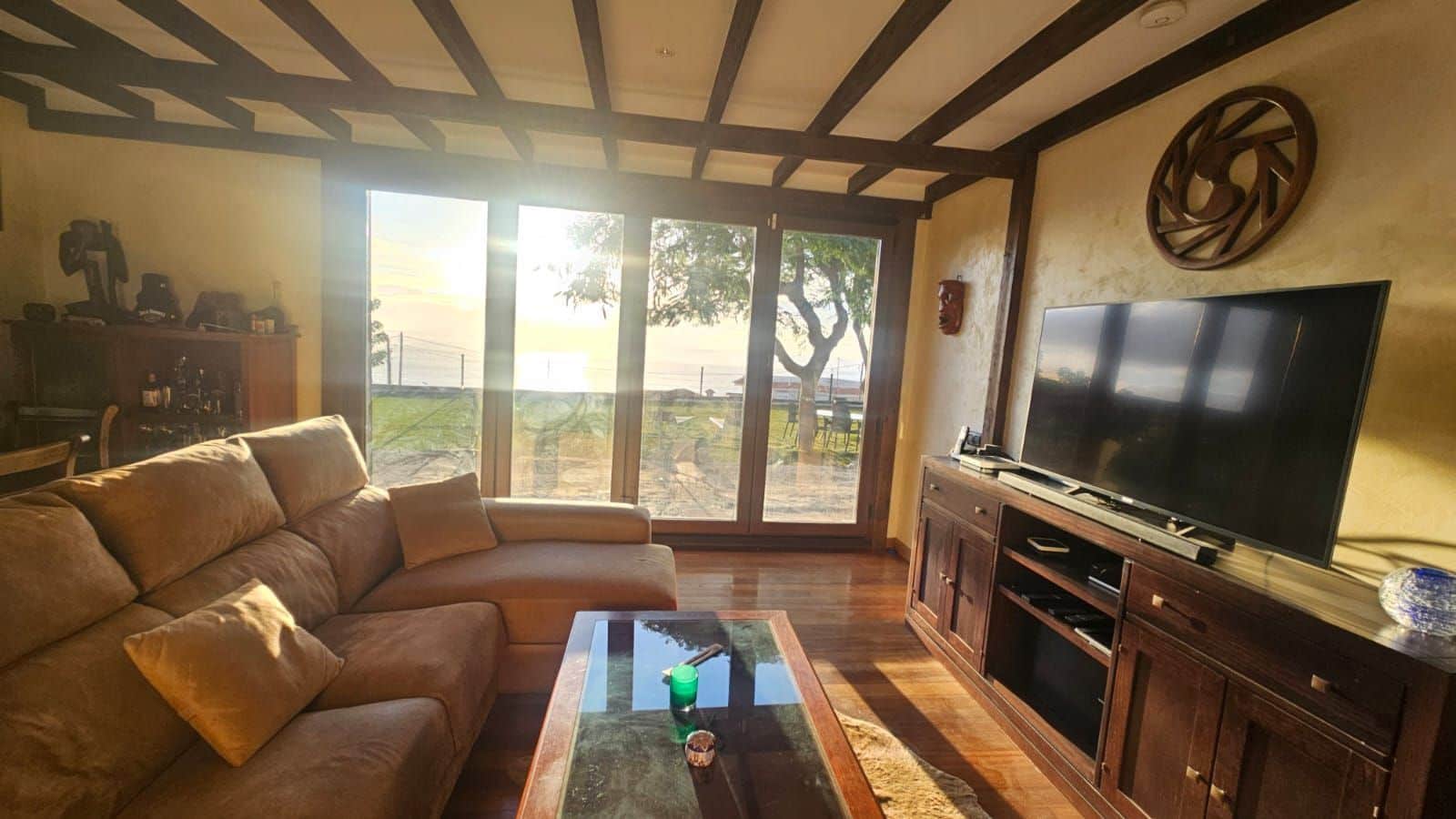 Chalet de 3 habitaciones en Candelaria en venta con piscina garaje - 490.000 € (Ref: 9470822)