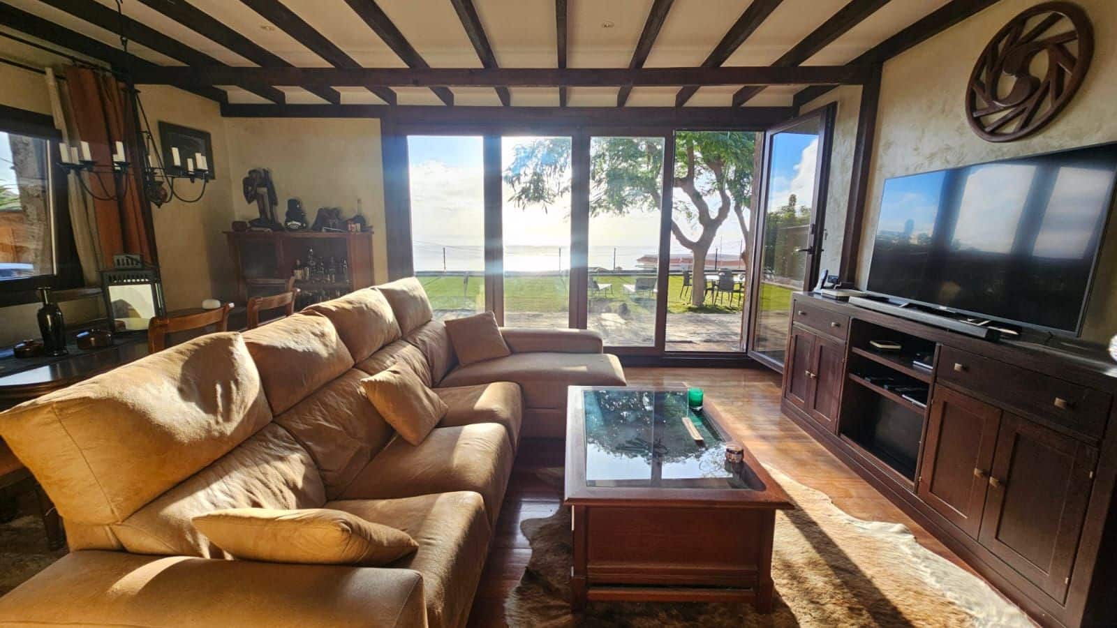 Chalet de 3 habitaciones en Candelaria en venta con piscina garaje - 490.000 € (Ref: 9470822)