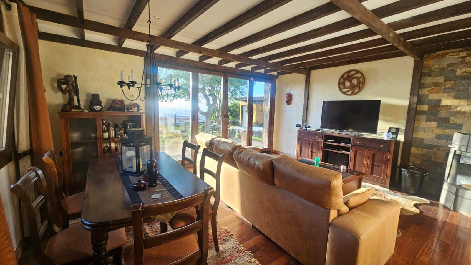 Chalet de 3 habitaciones en Candelaria en venta con piscina garaje - 490.000 € (Ref: 9470822)