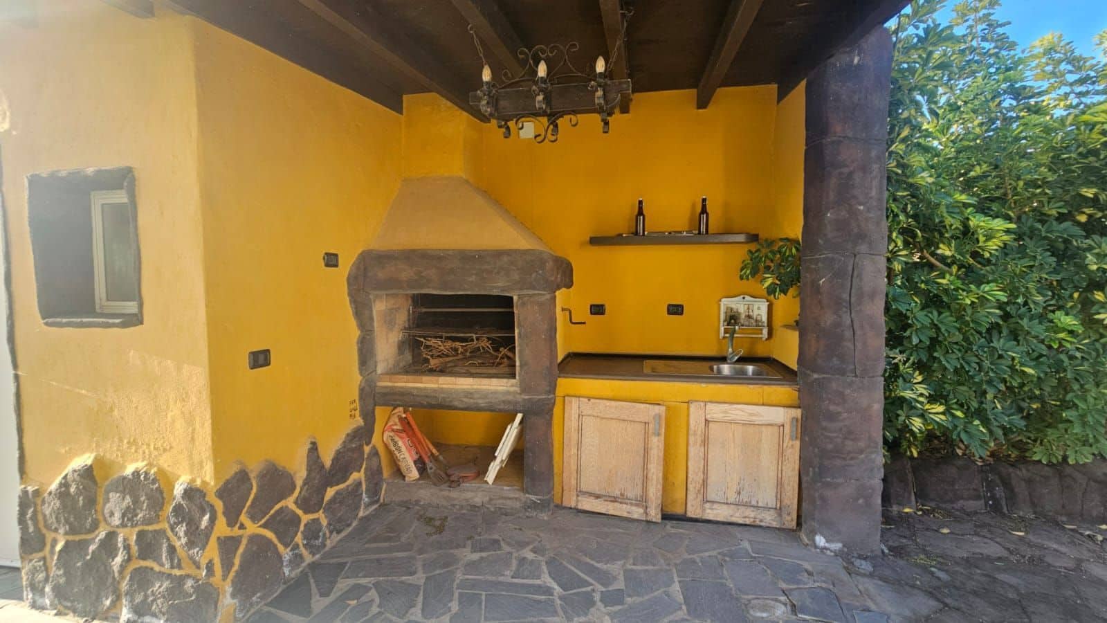 Chalet de 3 habitaciones en Candelaria en venta con piscina garaje - 490.000 € (Ref: 9470822)