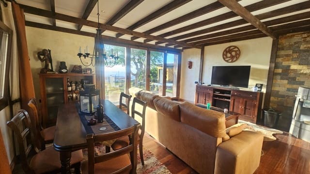 3 bedroom Villa for sale in Candelaria with pool garage - € 490,000 (Ref: 9470822)