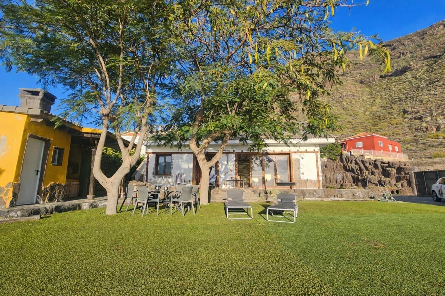 Chalet de 3 habitaciones en Candelaria en venta con piscina garaje - 490.000 € (Ref: 9470822)