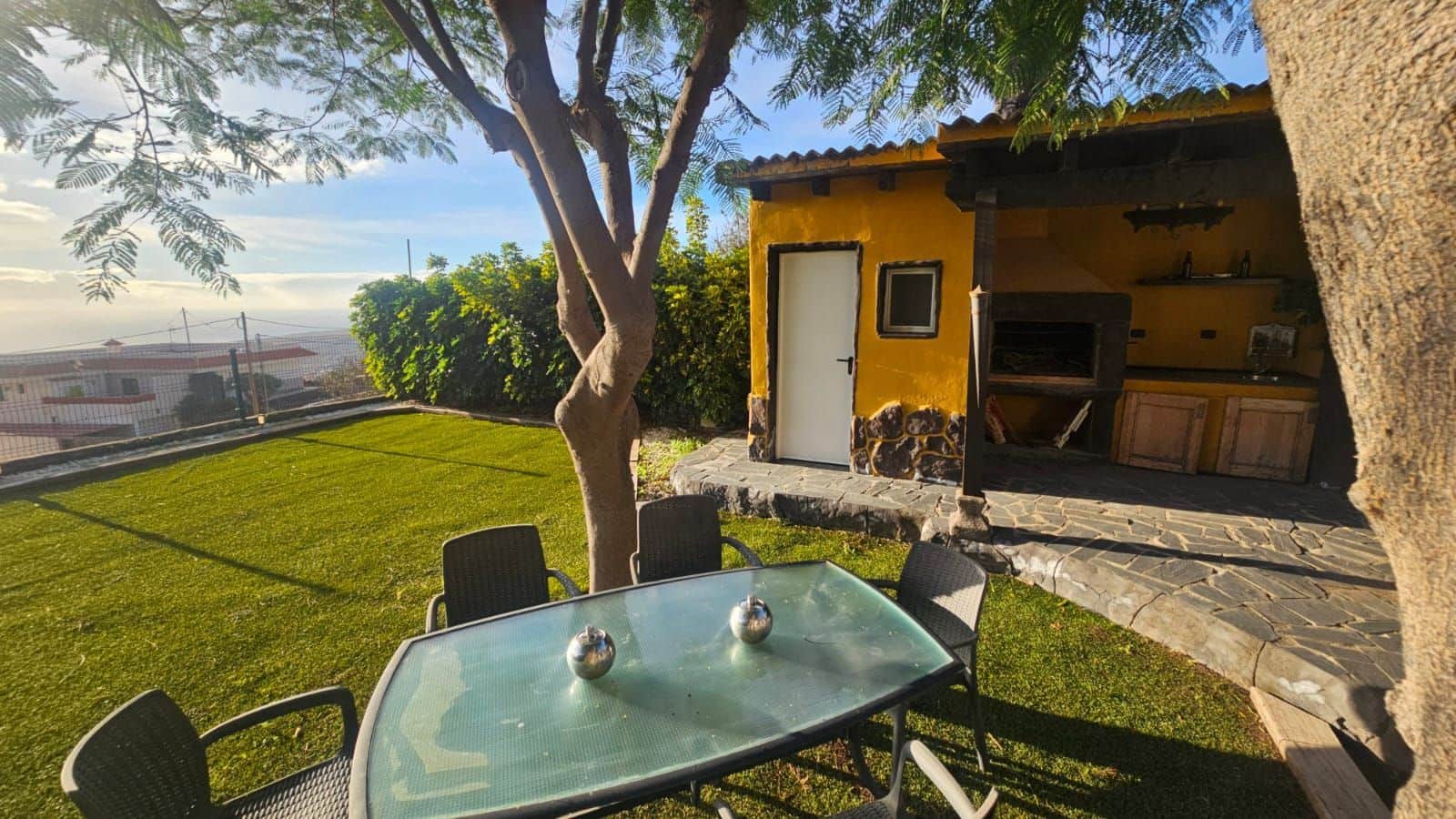 Chalet de 3 habitaciones en Candelaria en venta con piscina garaje - 490.000 € (Ref: 9470822)