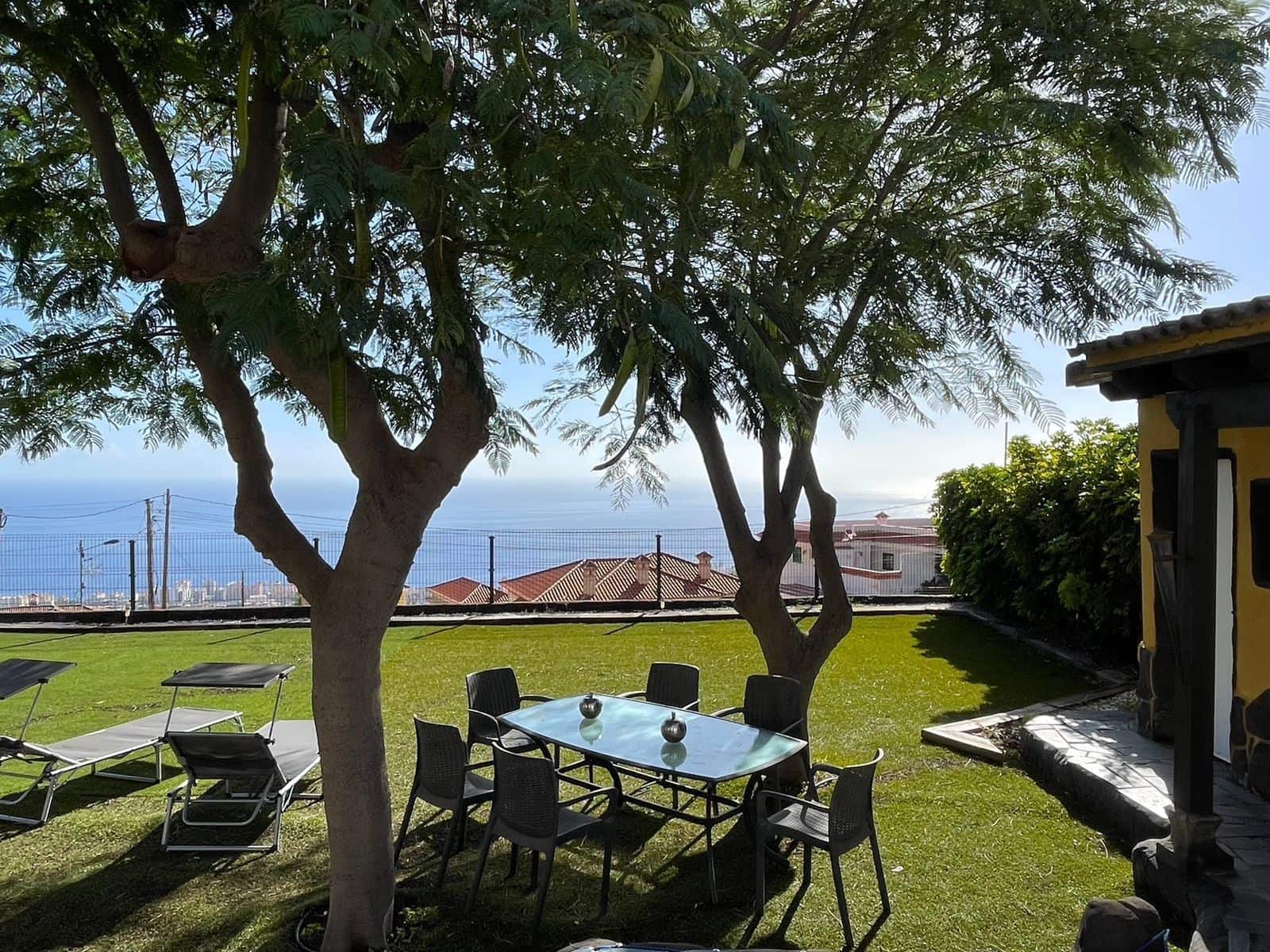 Chalet de 3 habitaciones en Candelaria en venta con piscina garaje - 490.000 € (Ref: 9470822)