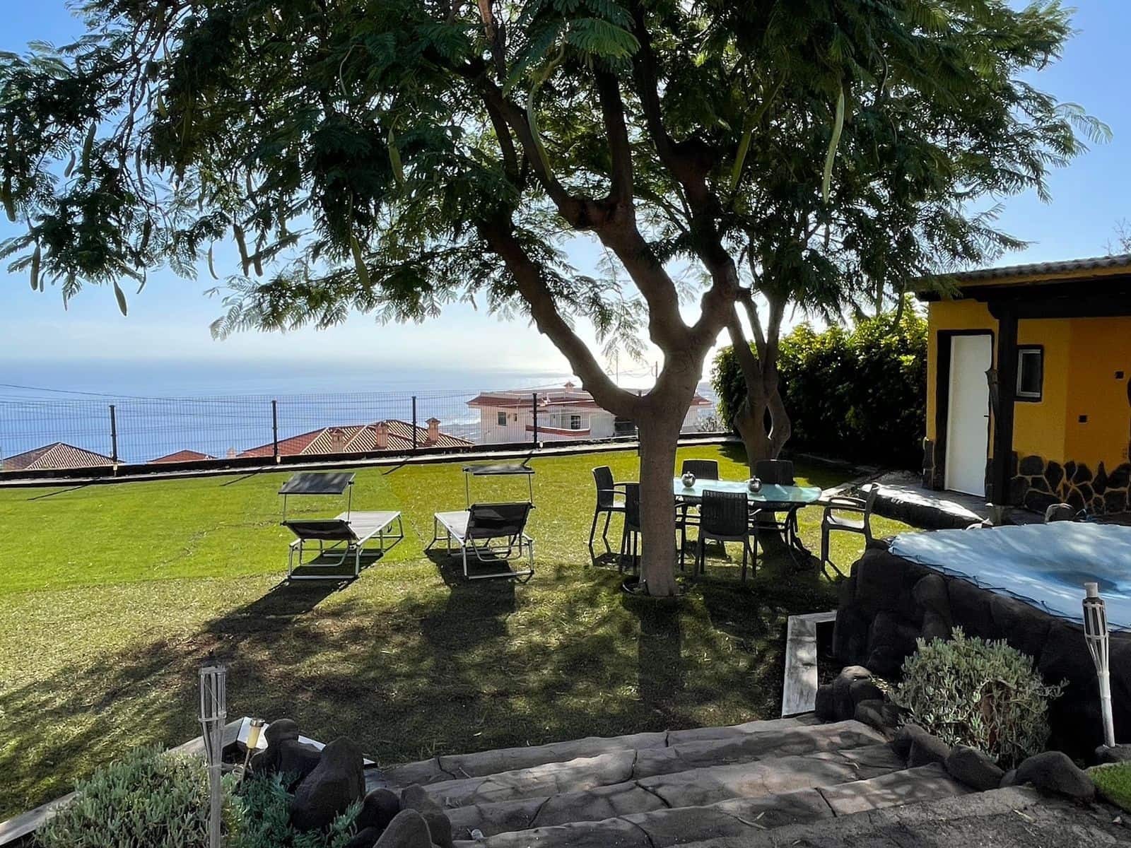 Chalet de 3 habitaciones en Candelaria en venta con piscina garaje - 490.000 € (Ref: 9470822)