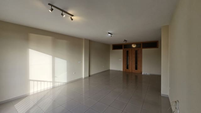 3 soveværelse Lejlighed til salg i Santa Cruz de Tenerife med garage - € 535.000 (Ref: 9473872)