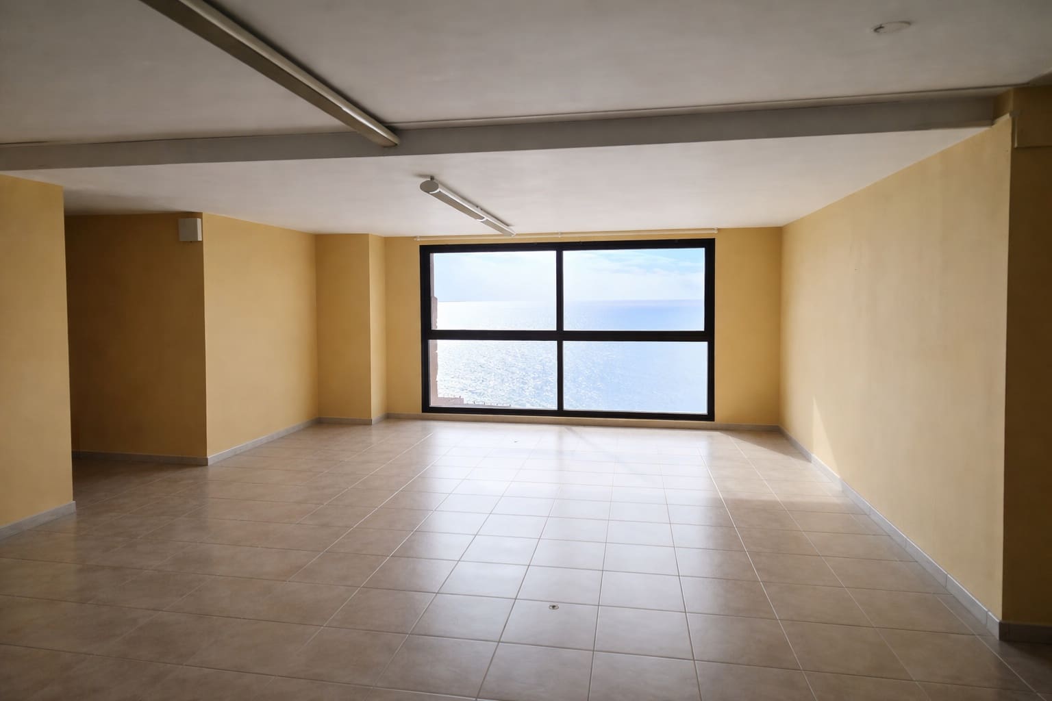 Kontor till salu i El Rosario - 32 000 € (Ref: 9475932)