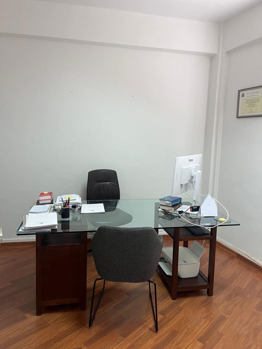 Büro zu vermieten in Santa Cruz de Tenerife - 600 € (Ref: 9496928)