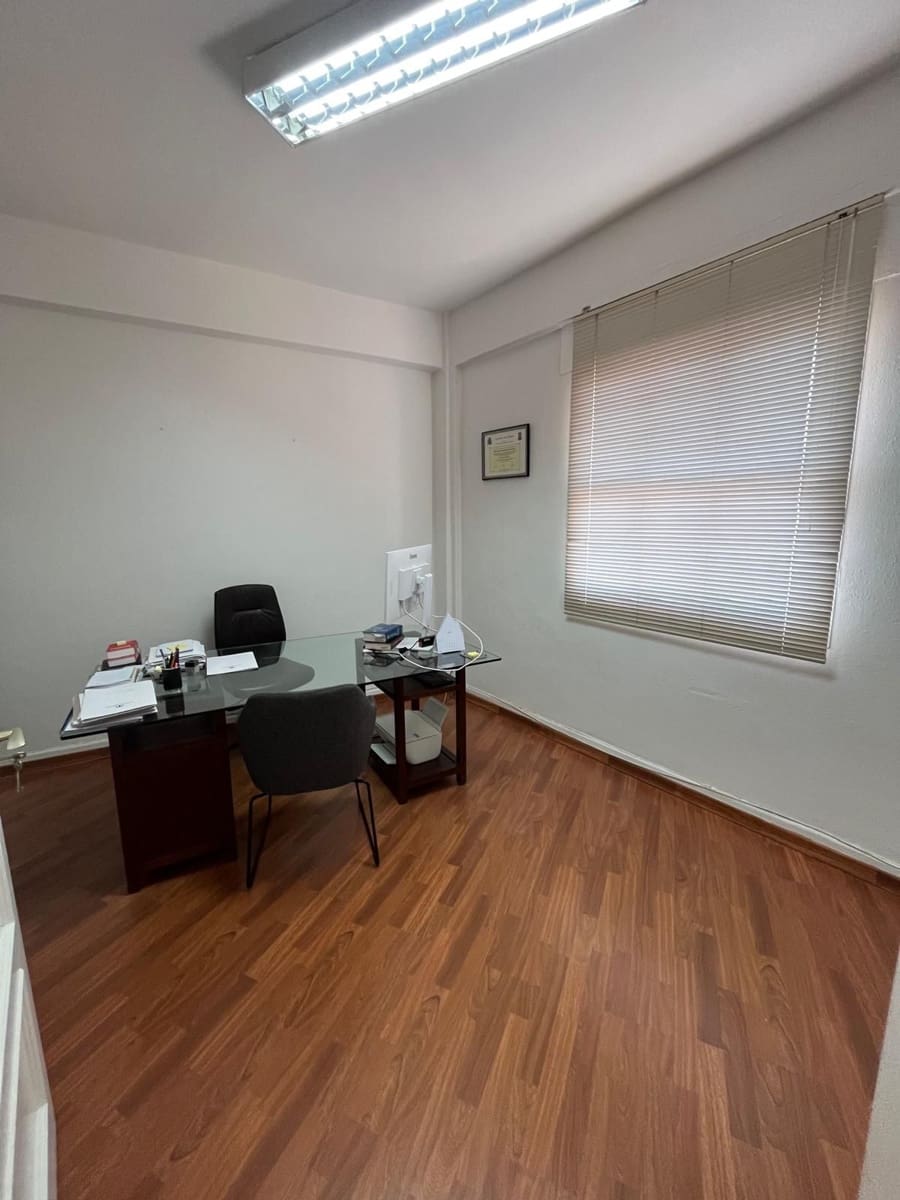 Büro zu vermieten in Santa Cruz de Tenerife - 600 € (Ref: 9496928)