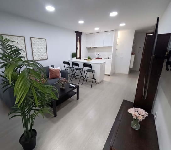 1 makuuhuone Asunto myytävänä paikassa Santa Cruz de Tenerife mukana 
autotalli - 299 000 € (Ref: 9513248)