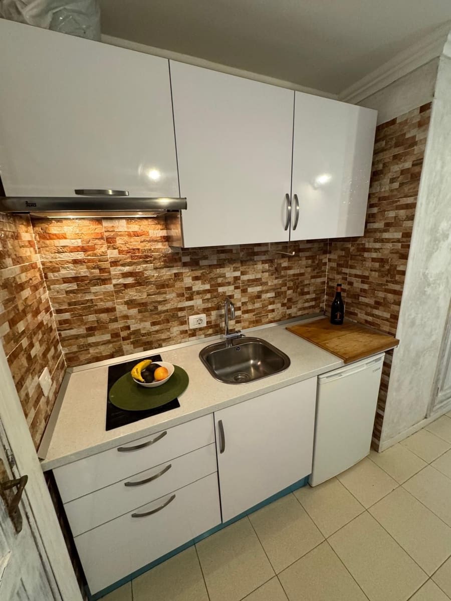 1 bedroom Flat for sale in San Miguel de Abona with pool - € 150,000 (Ref: 9533460)