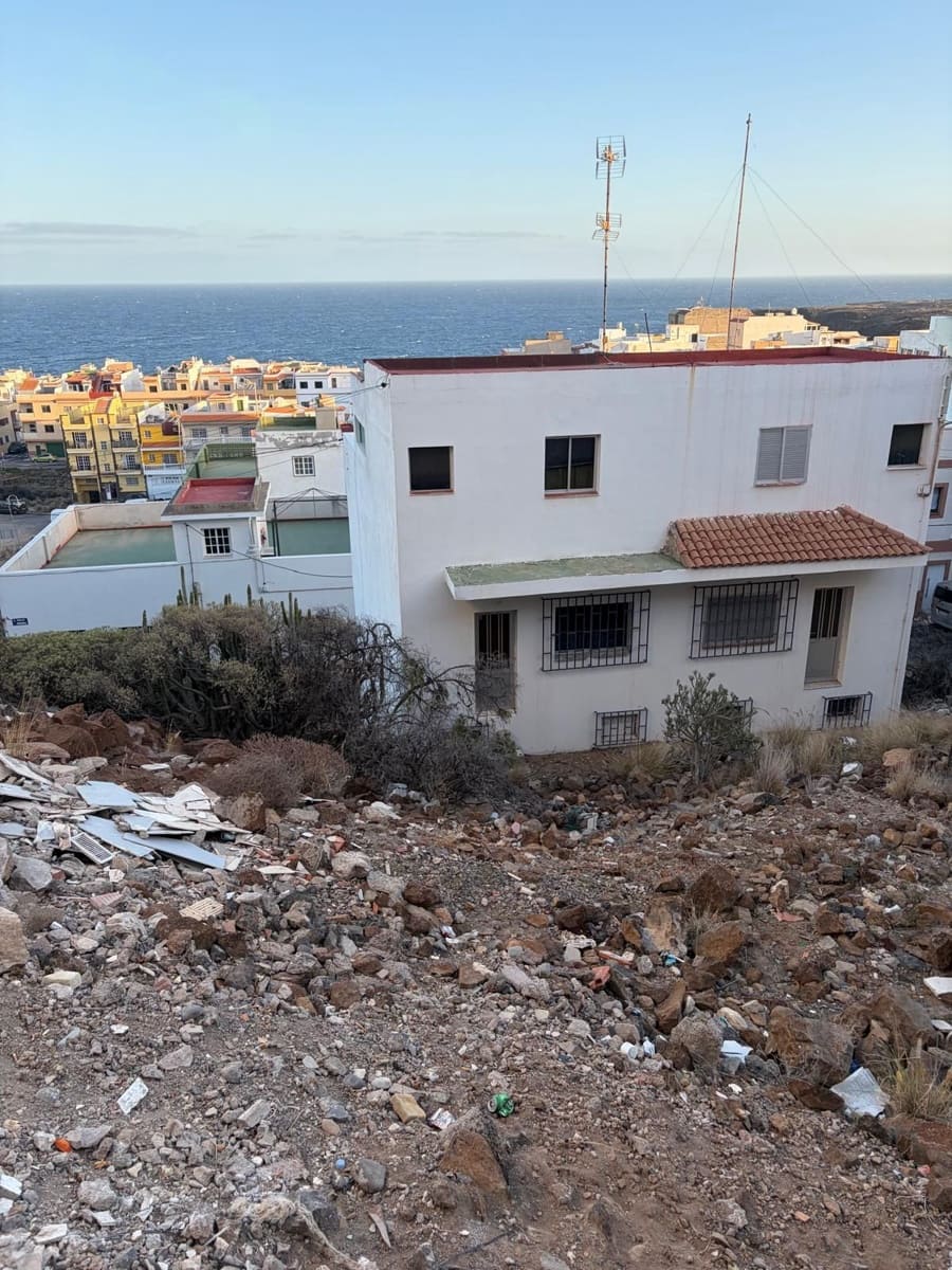 Bouwgrond te koop in Arico - € 55.000 (Ref: 9637185)