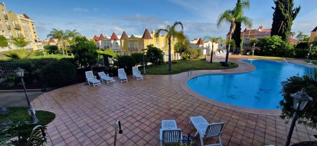 Piso de 2 habitaciones en La Quinta, Santa Ursula en alquiler con piscina - 1.000 € (Ref: 9647817)