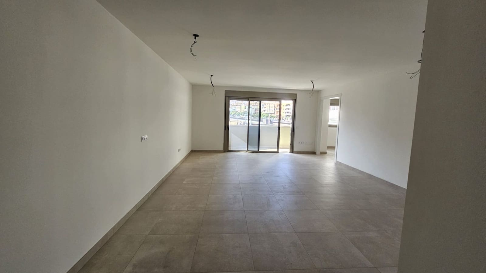 4 bedroom Penthouse for sale in Santa Cruz de Tenerife with garage - € 766,000 (Ref: 9658398)