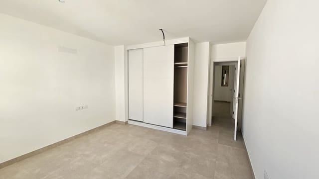 4 soveværelse Penthouse til salg i Santa Cruz de Tenerife med garage - € 766.000 (Ref: 9658398)