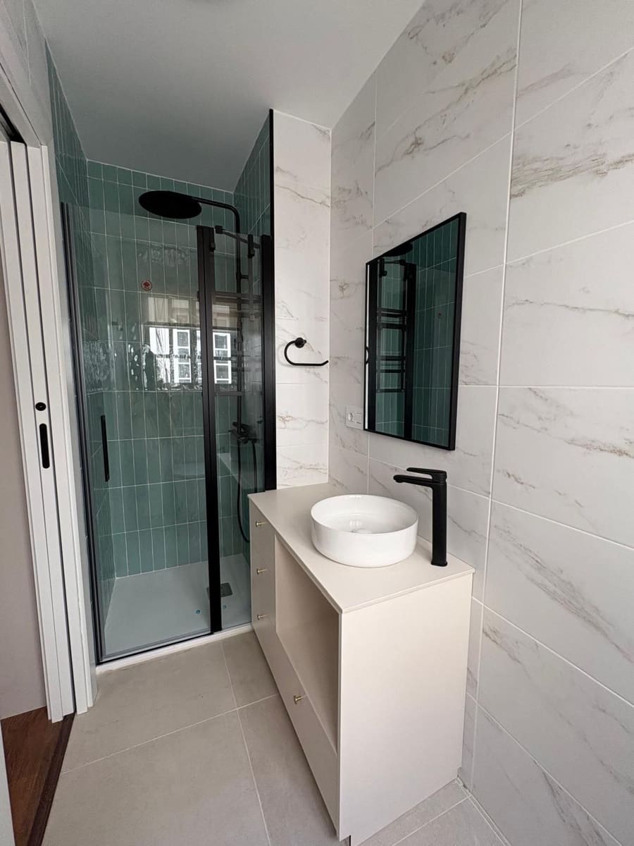 2 slaapkamer Flat te koop in Santa Cruz de Tenerife - € 295.000 (Ref: 9666003)