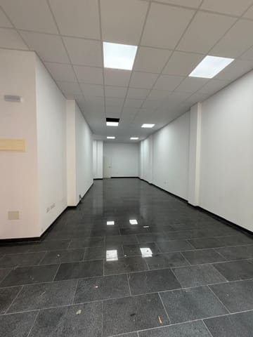 Kommersiell til leie i Duggi, Santa Cruz de Tenerife - € 1 300 (Ref: 9670088)