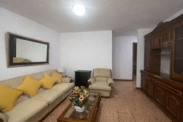 3 soverom Leilighet til salgs i Santa Cruz de Tenerife med garasje - € 450 000 (Ref: 9679549)